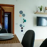 El Tajaraste Apartman *